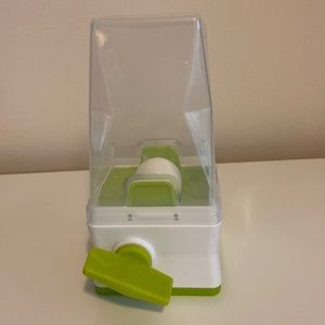 Pampered Chef Herb Mill